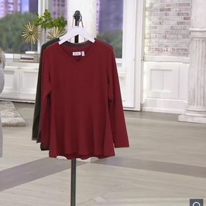 Red Denim & Co. Heavenly V-Neck Long Sleeve New